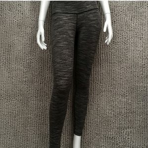 Lululemon Wunder Under Pants Sz 6
